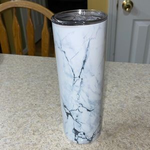 Stainless steel marble print tumbler